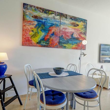 Mediterraneo Seaview Apartment By Hello Homes シッチェス エクステリア 写真