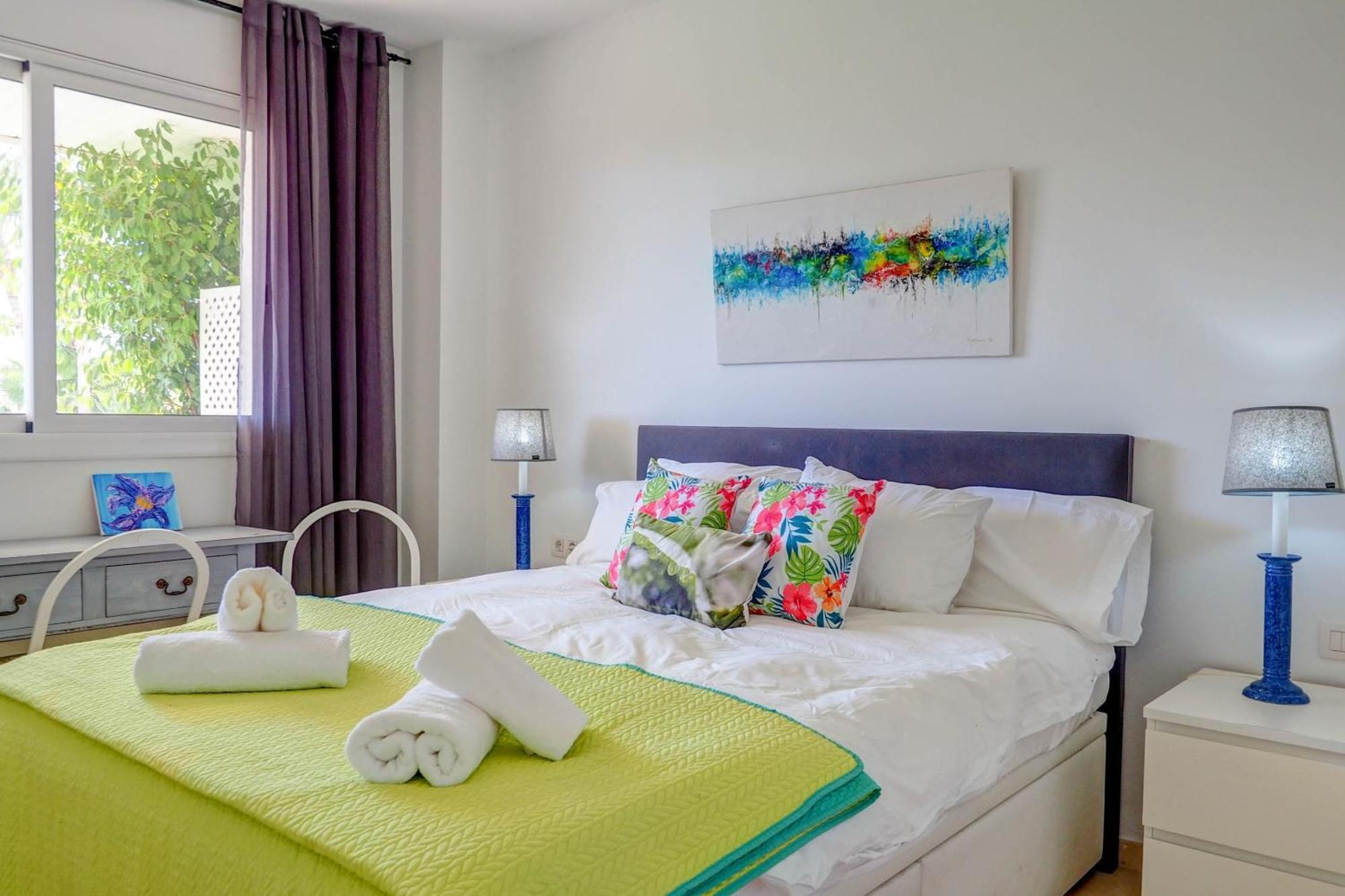 Mediterraneo Seaview Apartment By Hello Homes シッチェス エクステリア 写真
